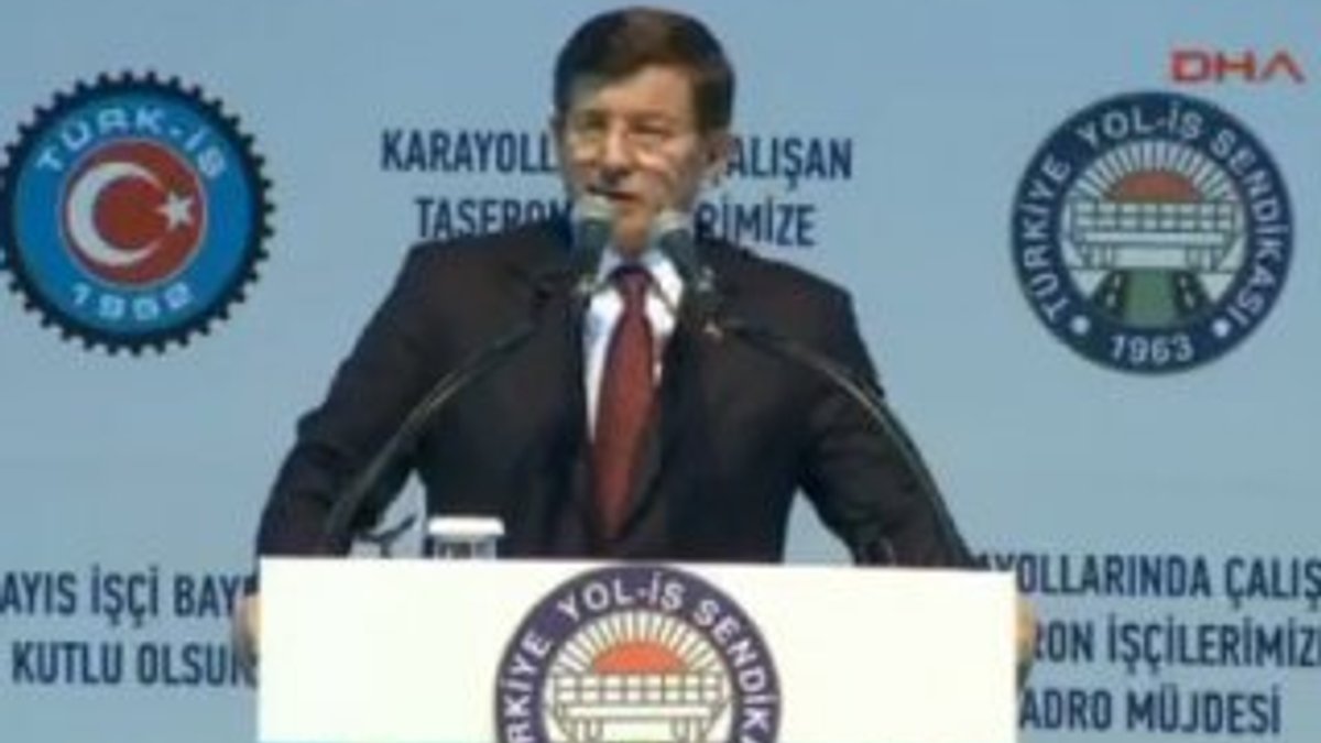 Davutoğlu Ankara'da karayolları işçilerine hitap etti