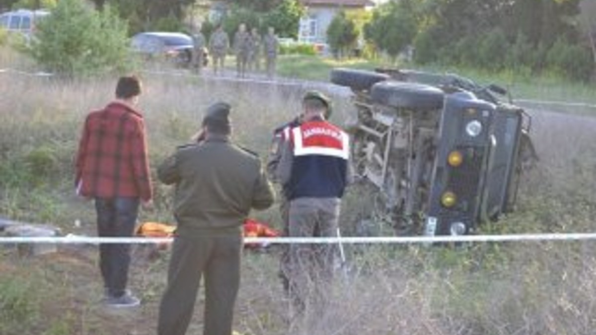 Çanakkale'de askeri araç kaza yaptı: 1 şehit 3 yaralı