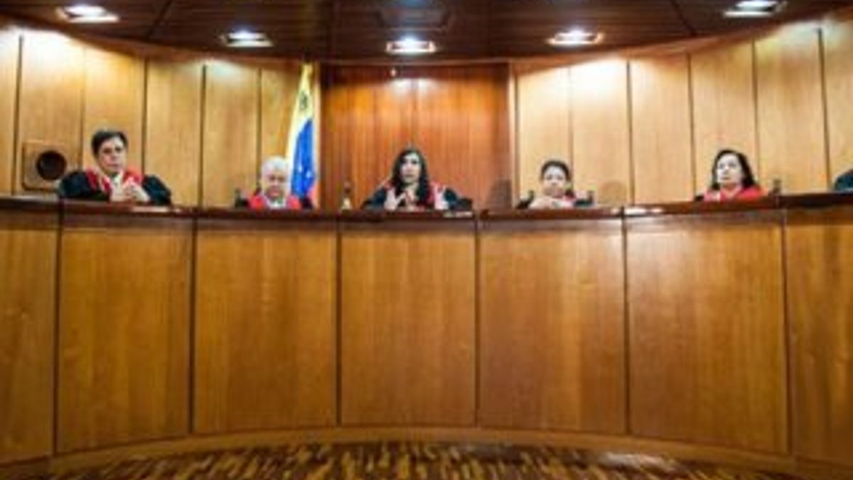 Venezuela'da 8 subay darbe girişimi nedeniyle tutuklandı