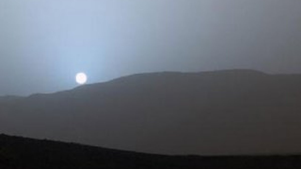 NASA'nın hava aracı Mars'ta gün batımını görüntüledi