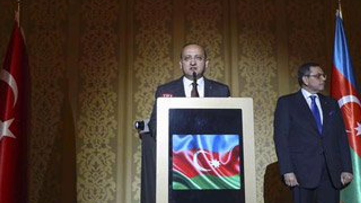 Akdoğan Azerbaycan'ın 97. kuruluş yıldönümünde konuştu