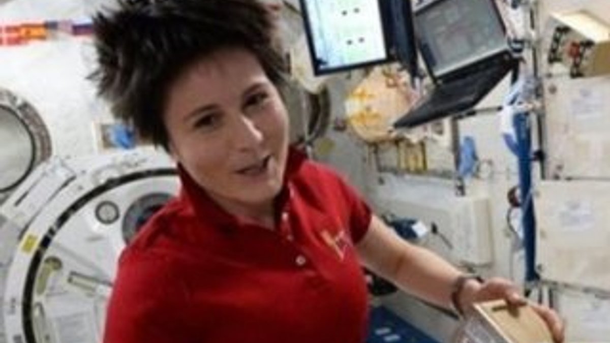 Samantha Cristoforetti uzayda rekor kırdı