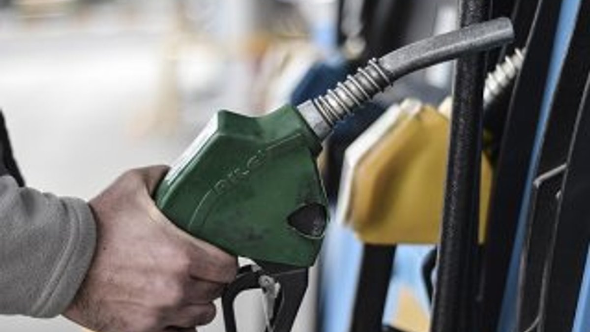 Benzin ve motorin fiyatları mayıs ayında arttı