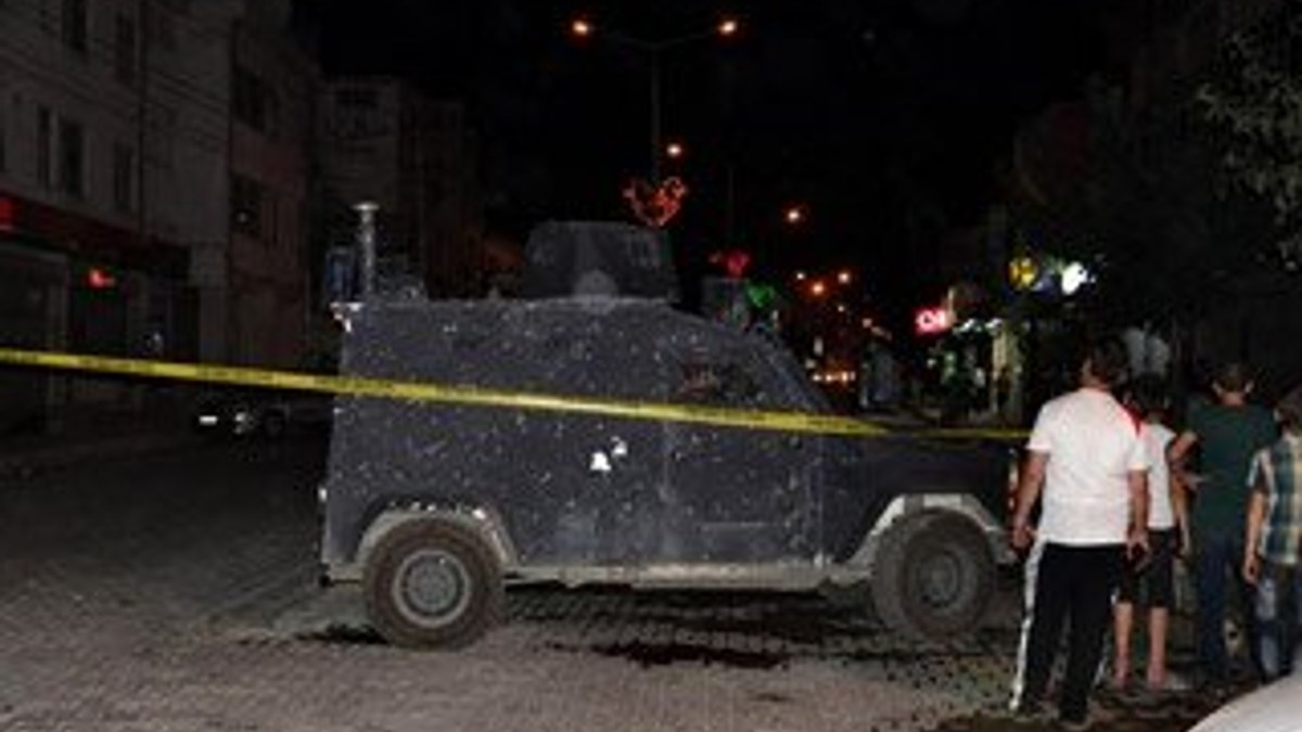 Şırnak'ta askerlere taşlı sopalı saldırı: 13 yaralı