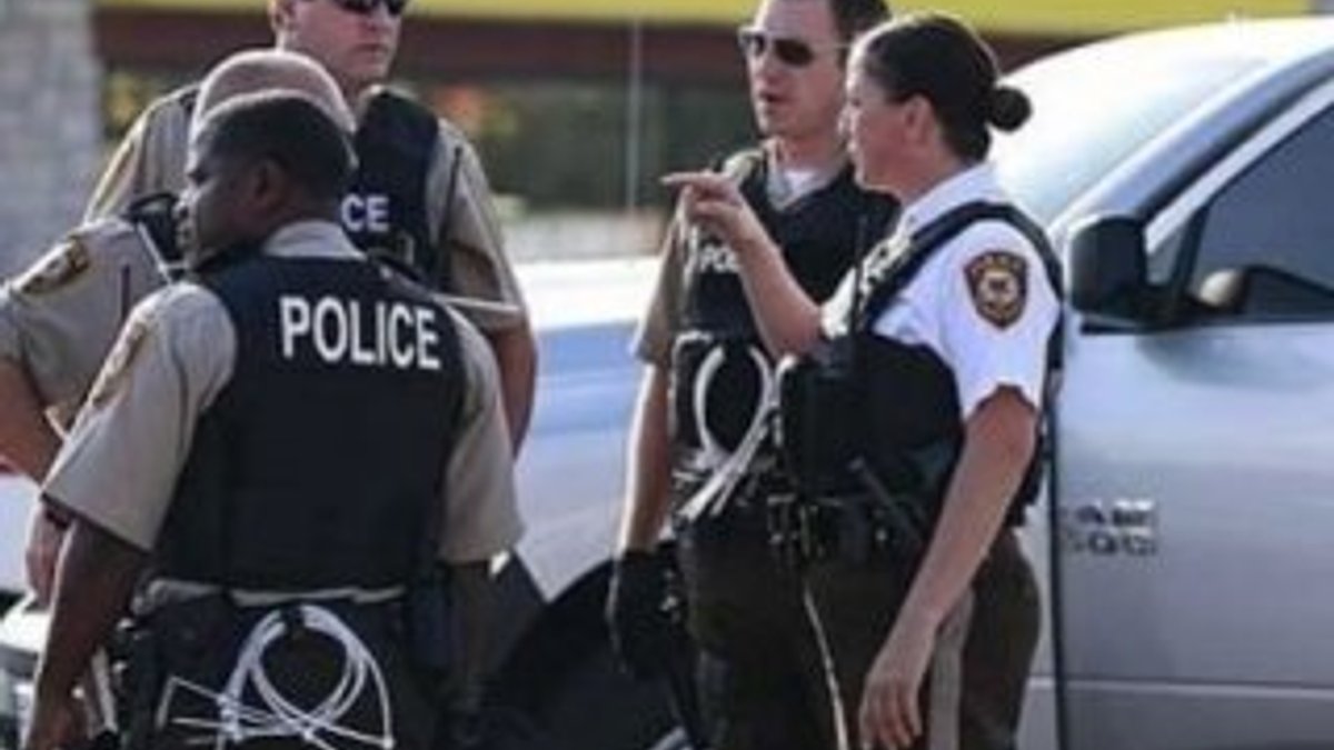ABD'de polise başörtüsü davası açıldı