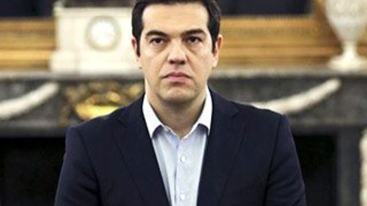 Alexis Tsipras'ın annesi: Oğlum yemeden kesildi