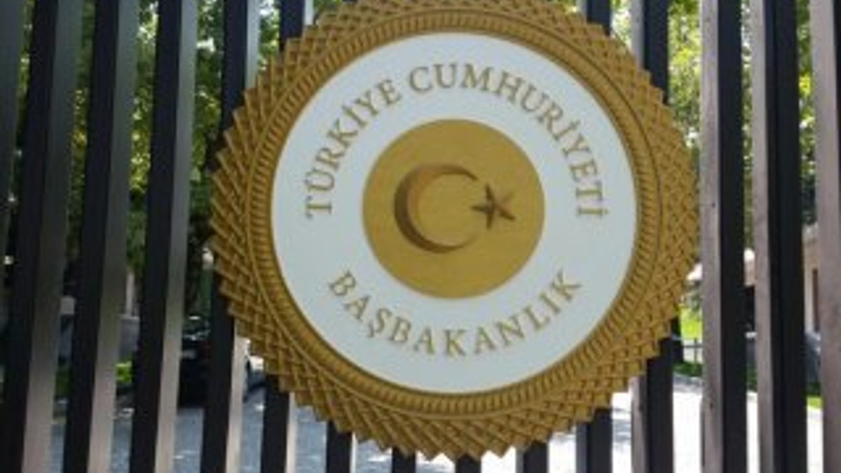 Başbakanlık Forsu Çankaya Köşkü'ne asıldı
