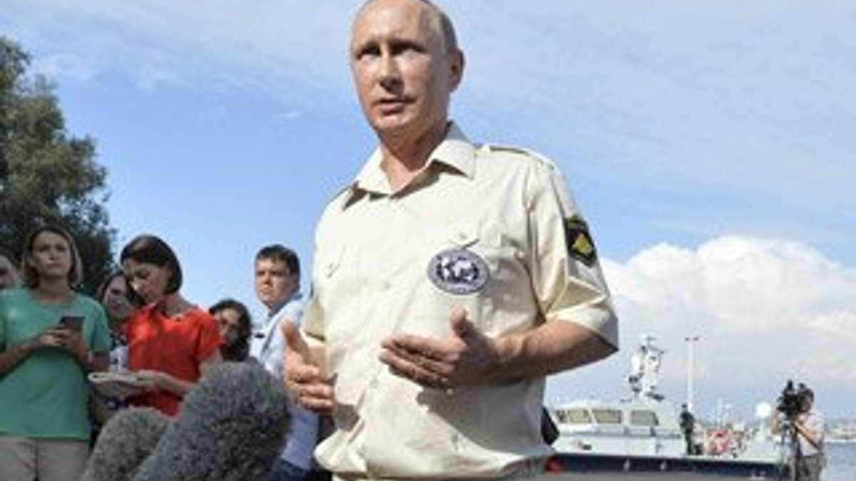 Putin: Dış güçler Kırım'ı karıştırmak istiyor