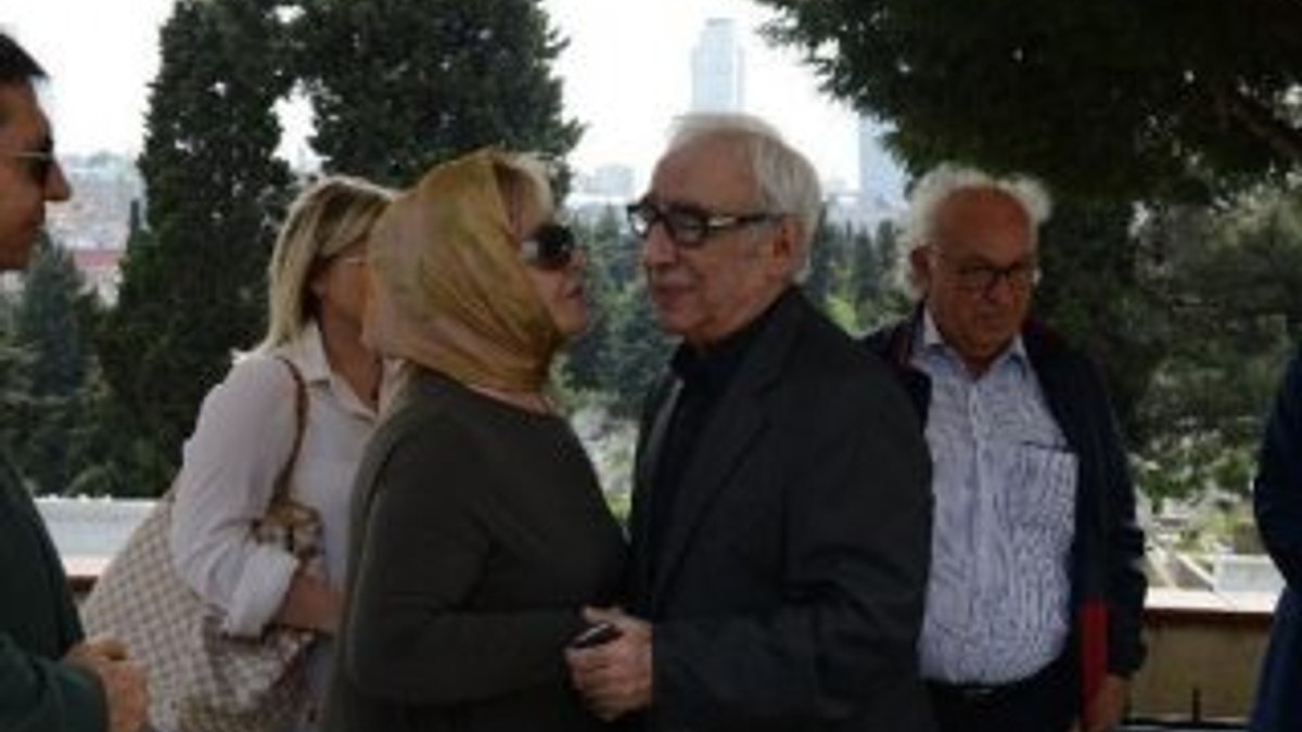 Şener Şen'in annesi Mürvet Şen defnedildi