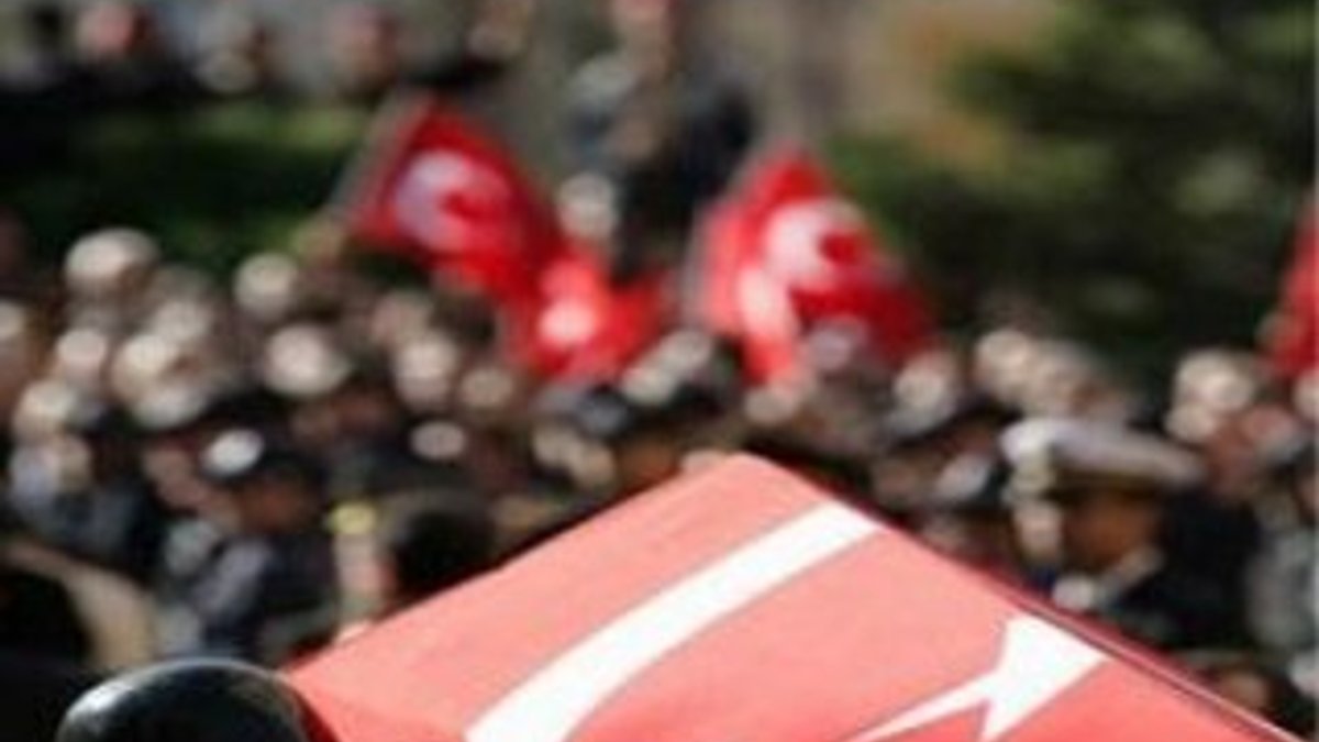Diyarbakır'da askere silahlı saldırı: 1 şehit