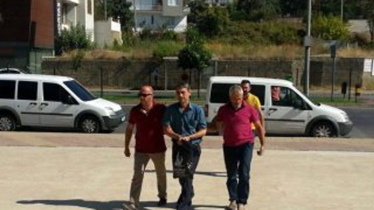 Antalya'da cinnet getiren adam 2 kişiyi öldürdü