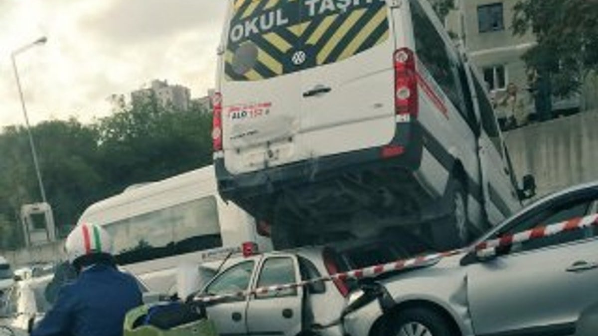 İstanbul trafiğini kilitleyen kaza