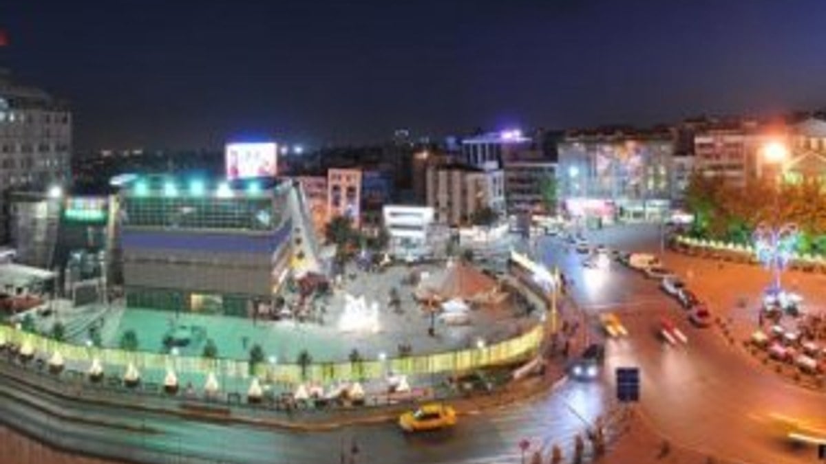 Küçükköy Meydanı yeniden düzenleniyor