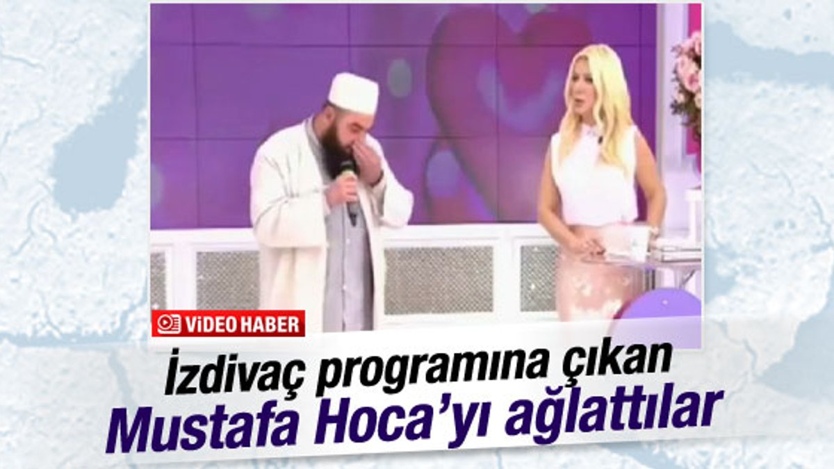 İzdivaç programına katılan Mustafa Hoca canlı yayında ağladı