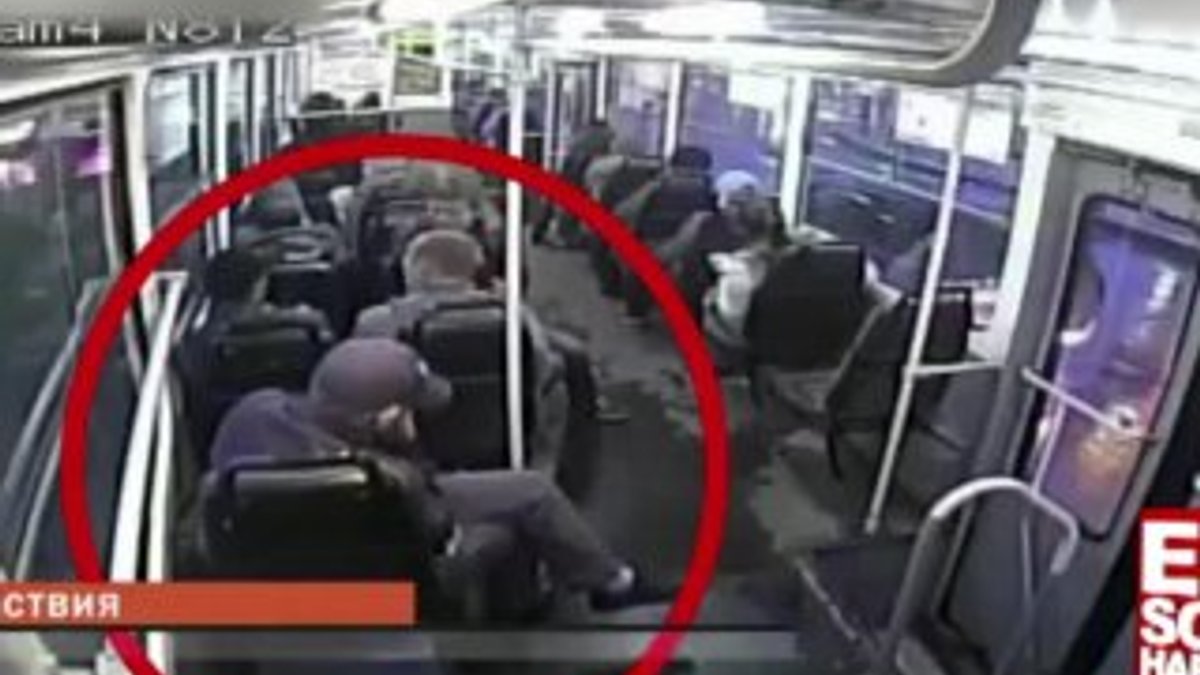Sarhoş Rus otobüste kendisini uyandıranları dövdü