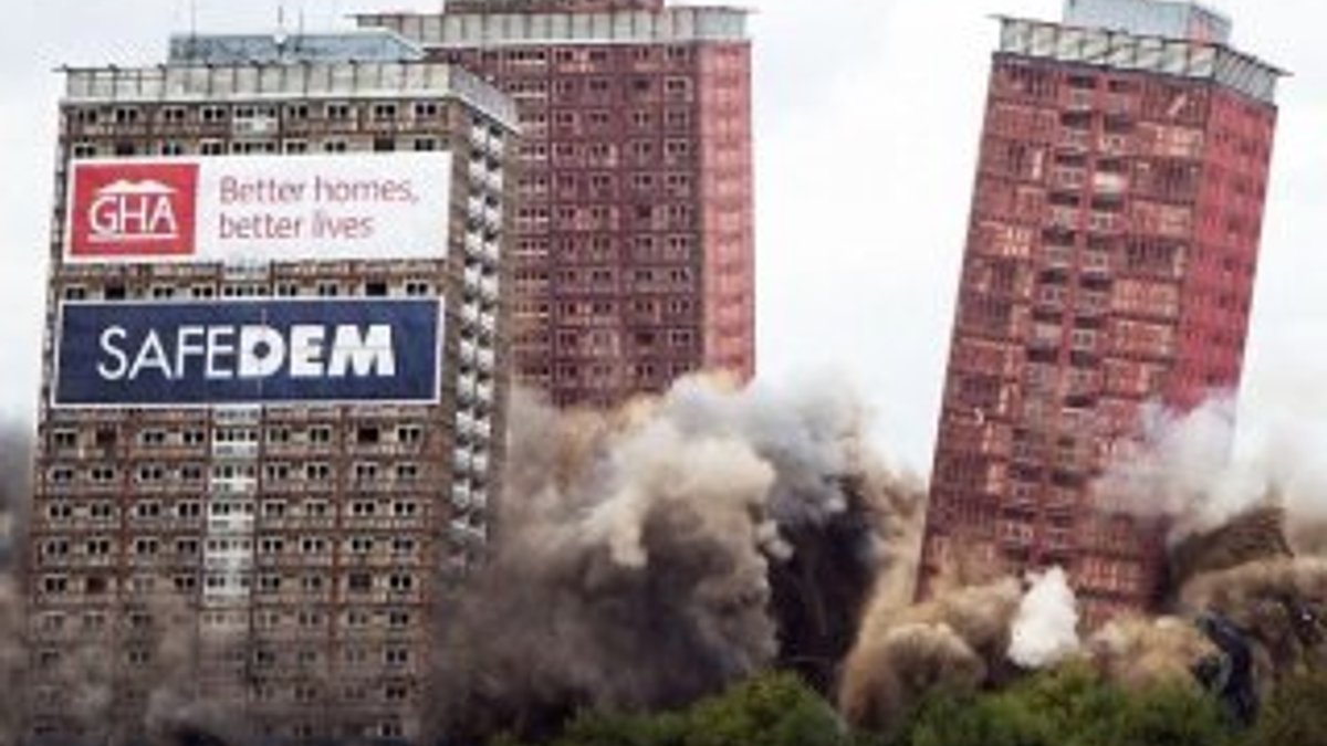 İskoçya'da 6 dev bina aynı anda patlatıldı İZLE
