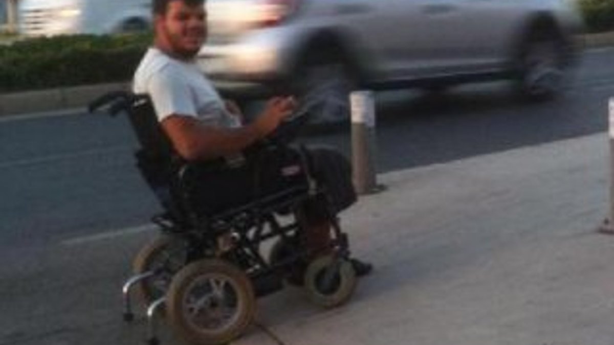 Engelli yolunu kapatan sürücüye 3 bin lira para cezası