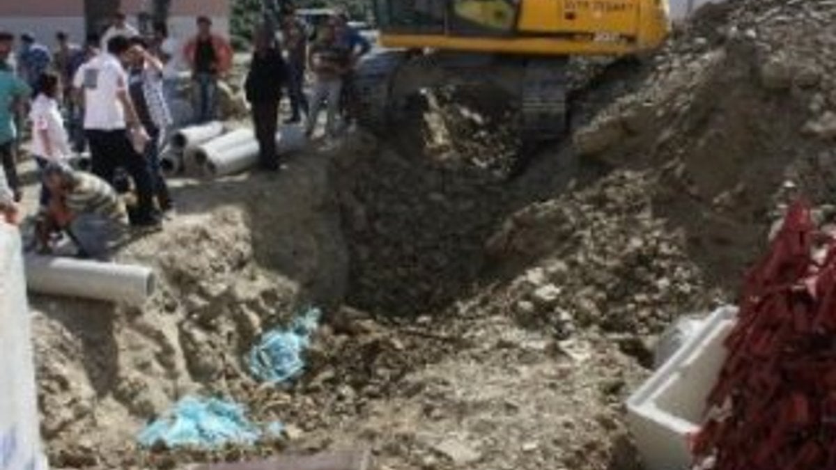 Kahramanmaraş'da bir işçinin kafası kepçeyle parçalandı