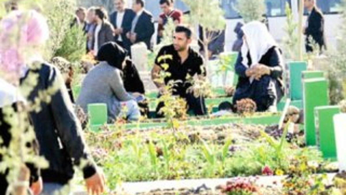 Diyarbakır'da çığlık geliyor diye 3 mezarı açtırdılar