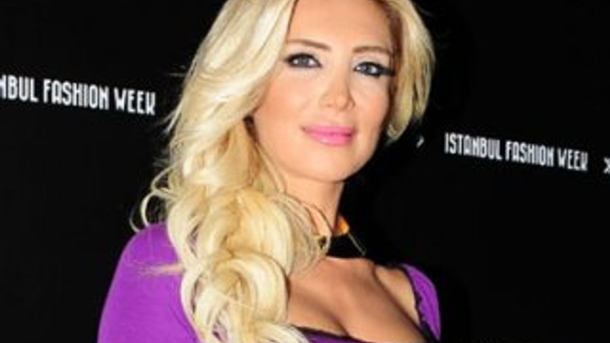 Işıl Reçber araç sürerken fotoğraf paylaştı