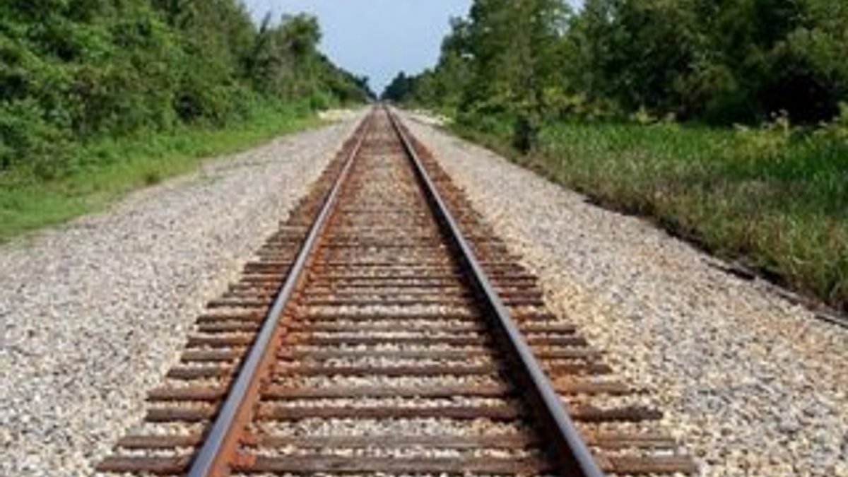 Aydın'da demir yolu görevlisi dikkatiyle hayat kurtardı