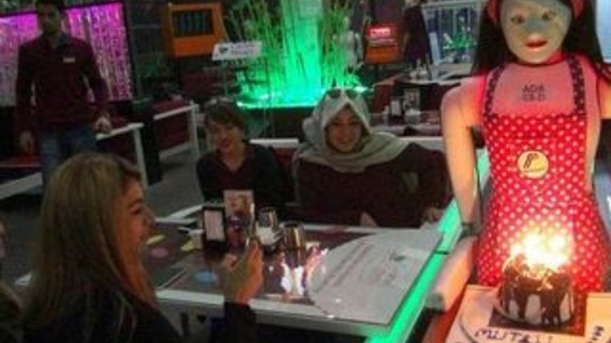 Türkiye'nin ilk insansı robot fabrikasının temeli atıldı