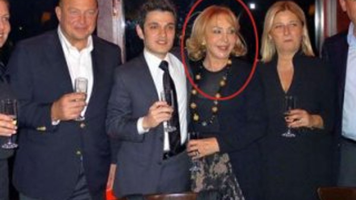 Mustafa Koç'un annesi hastaneden ayrılmıyor