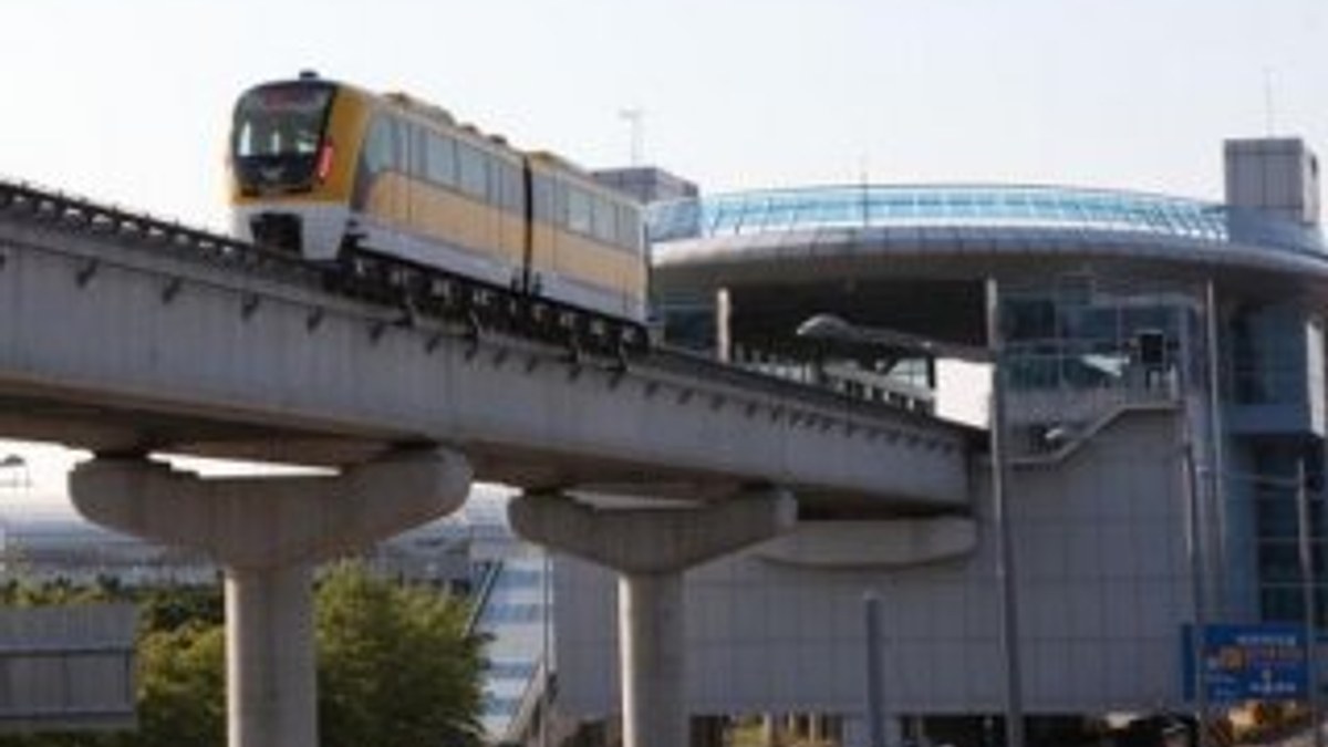 Güney Kore'nin ilk manyetik raylı treni hizmete sunuldu
