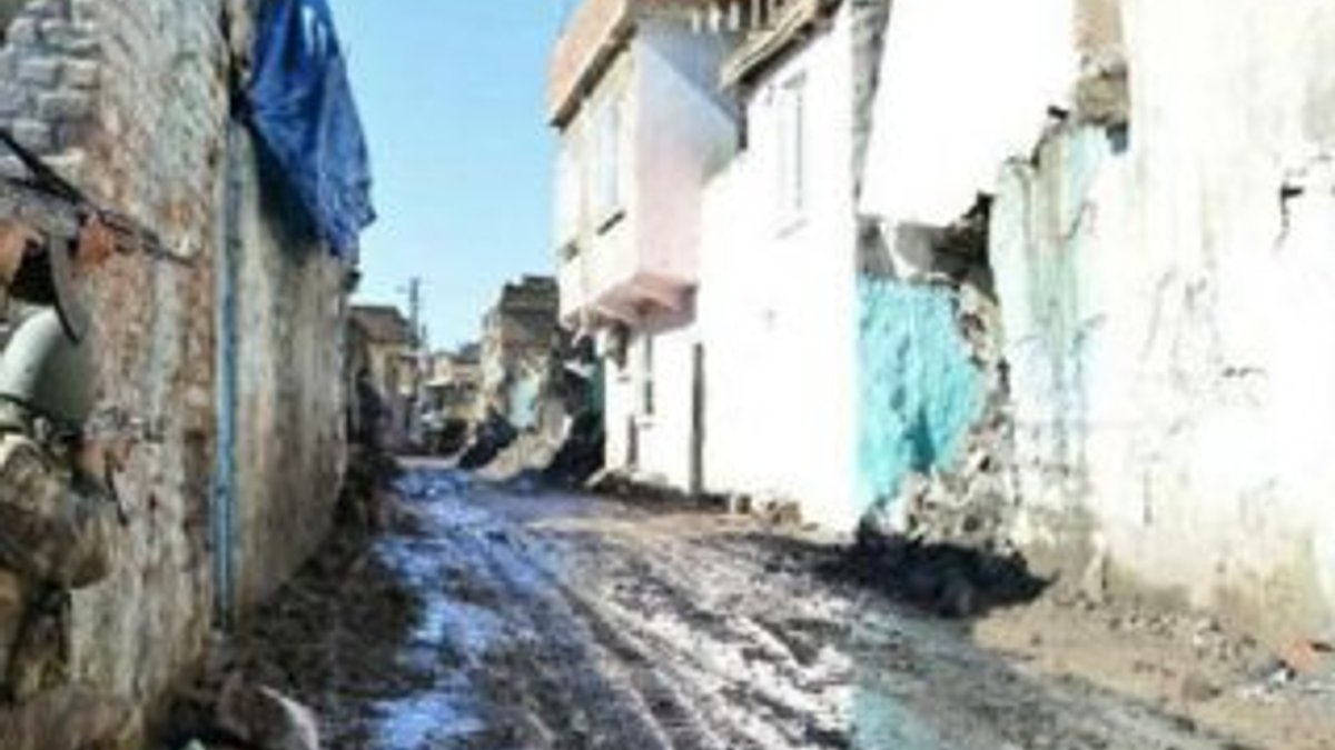 Cizre ve Sur'da 12 PKK'lı öldürüldü