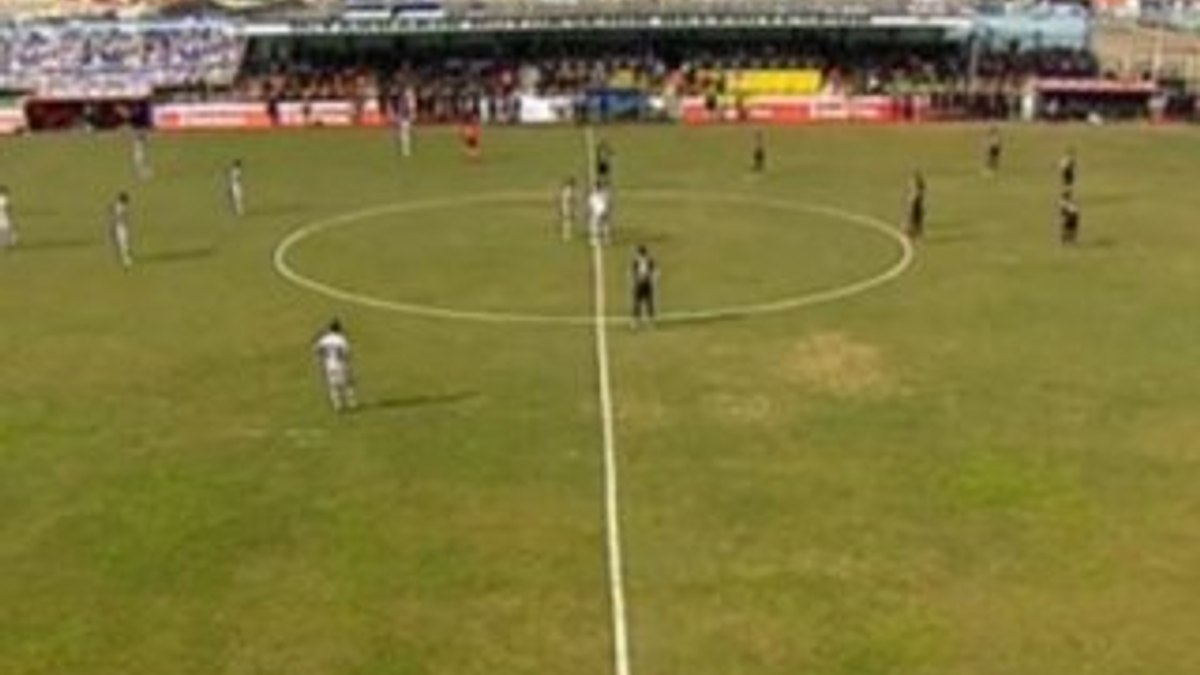 Amedspor- Fenerbahçe maçında F-16 sesleri