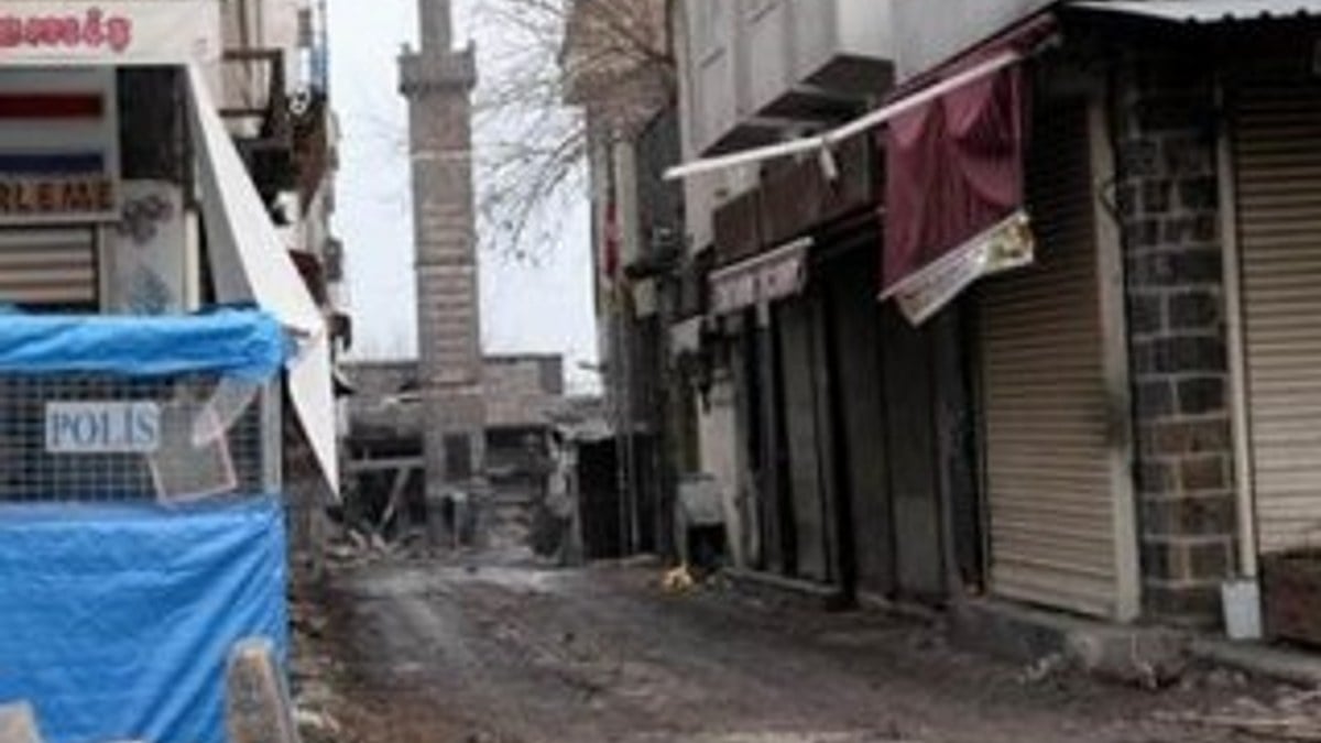 Diyarbakır'da güvenlik koridoru oluşturuldu