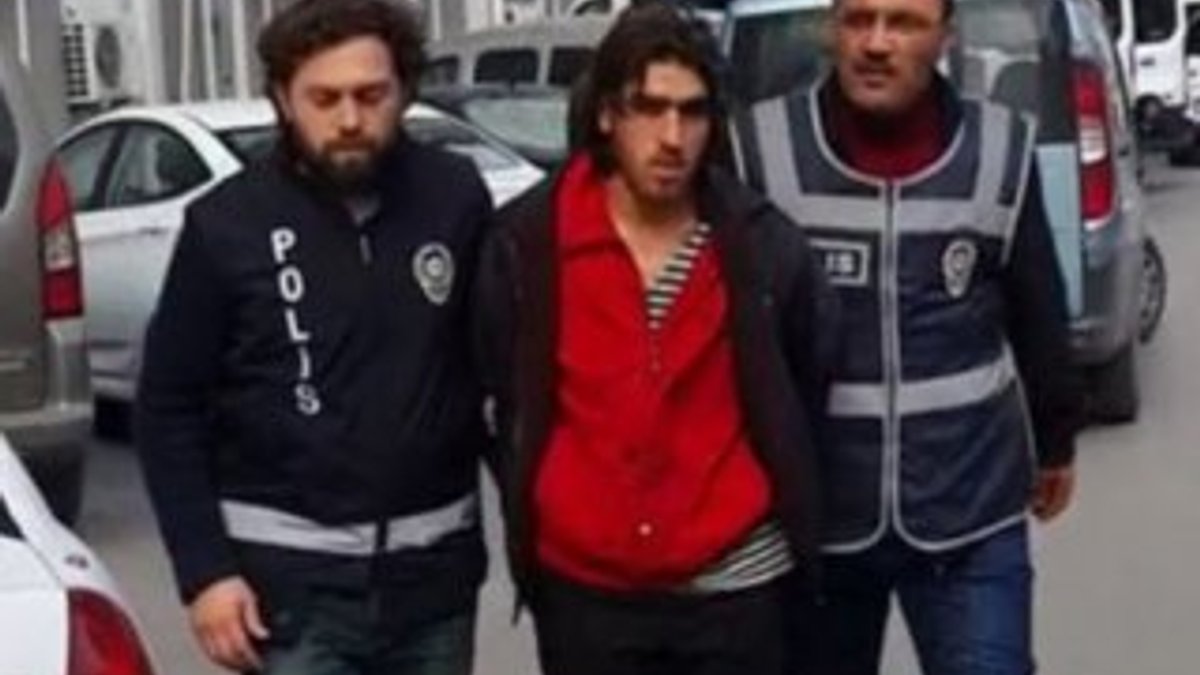 İzmir'de bir Suriyeli kaçırdığı travestiye tecavüz etti