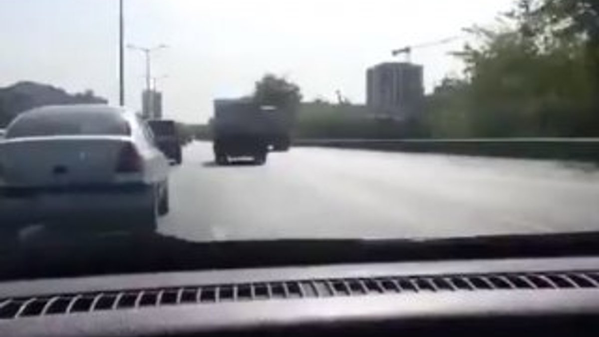 İstanbul trafiğinde ölümcül makaslar atan çılgın sürücü