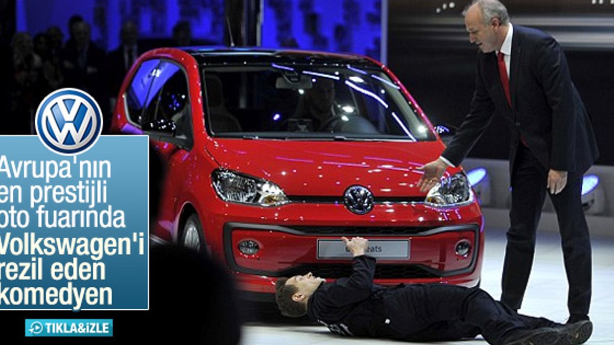 Komedyen Brodkin otomobil fuarında Volkswagen’i rezil etti