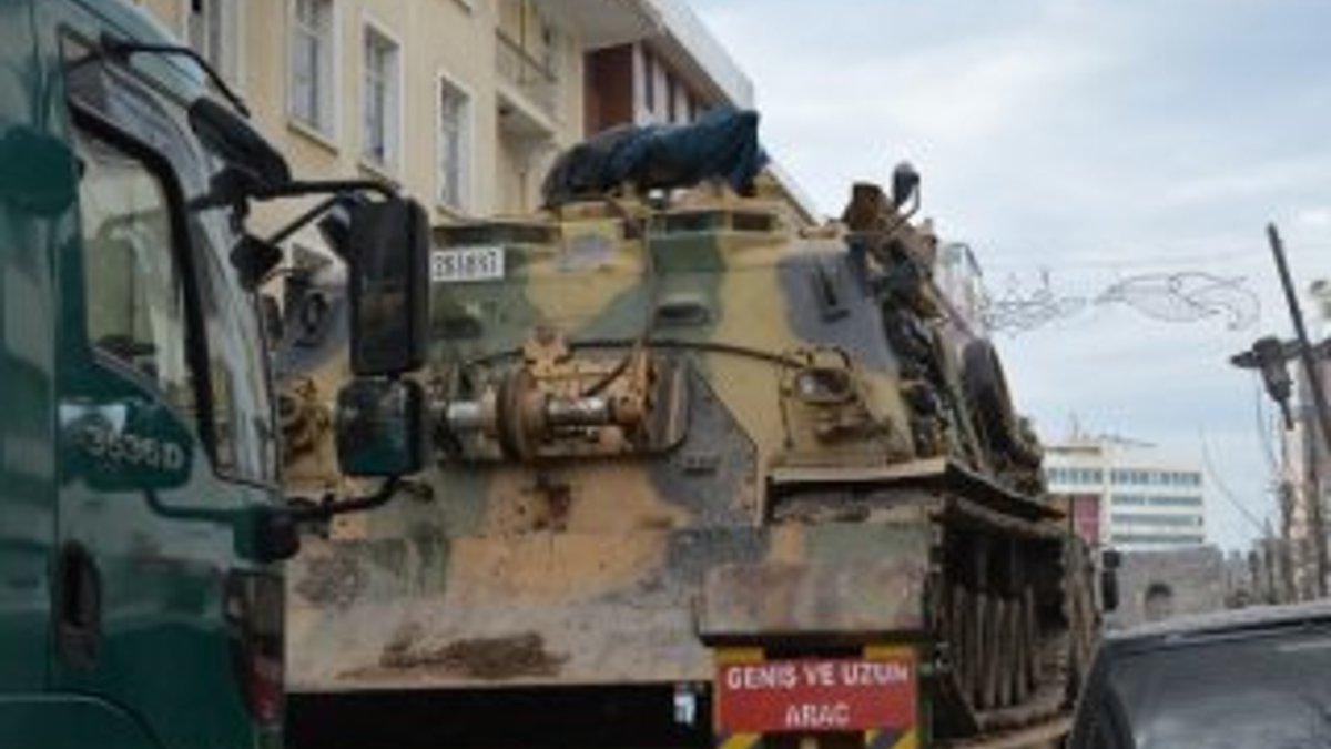 Diyarbakır Sur'da tanklar birliklerine çekildi