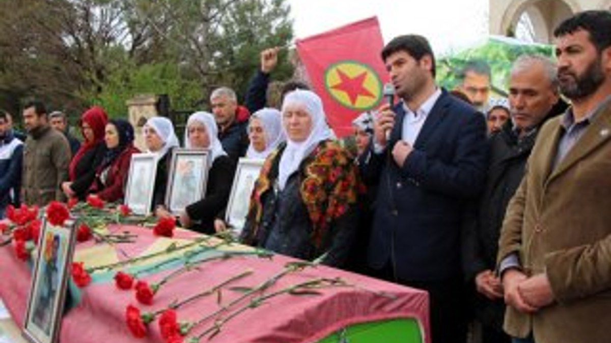 Sur'da öldürülen PKK'lının cenazesine HDP'liler katıldı