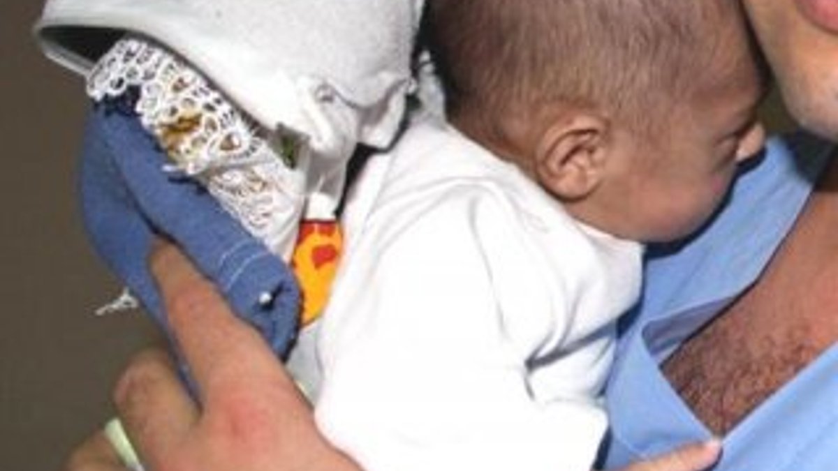 İzmit'te 10 aylık bebeği döverek komaya soktular