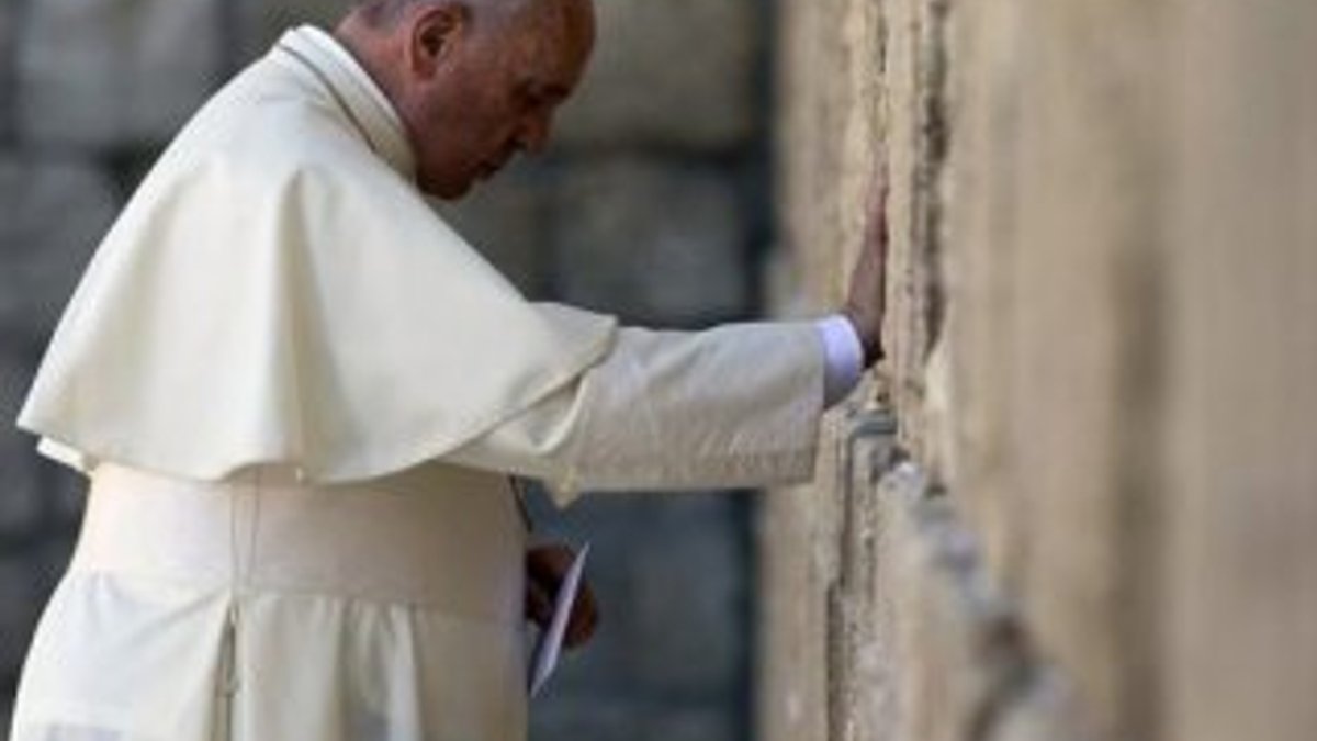 Papa, Brüksel için dua etti