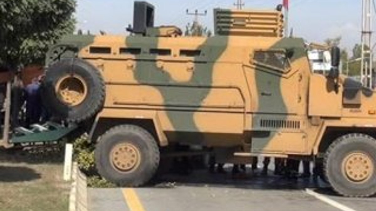 Diyarbakır'da jandarma karakoluna saldırı