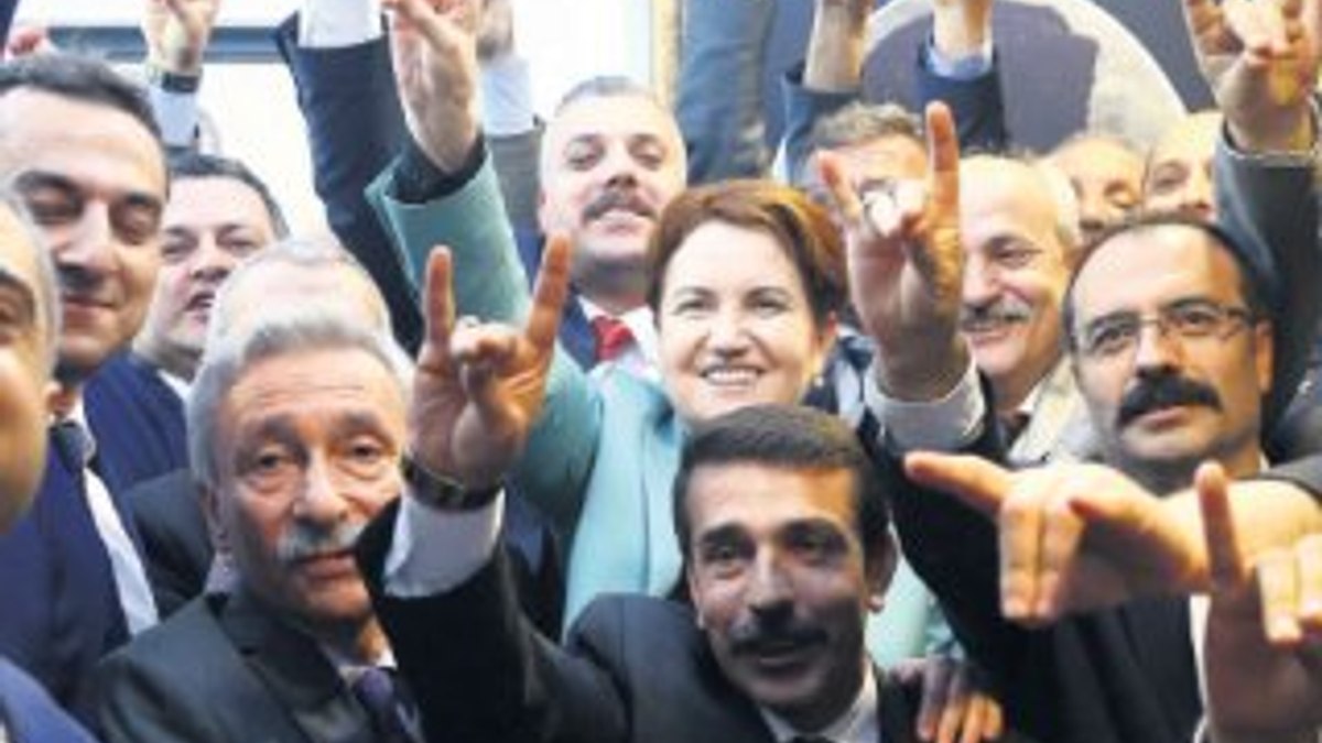 Akşener: Başbakan oluyorum torun biraz bekleyecek