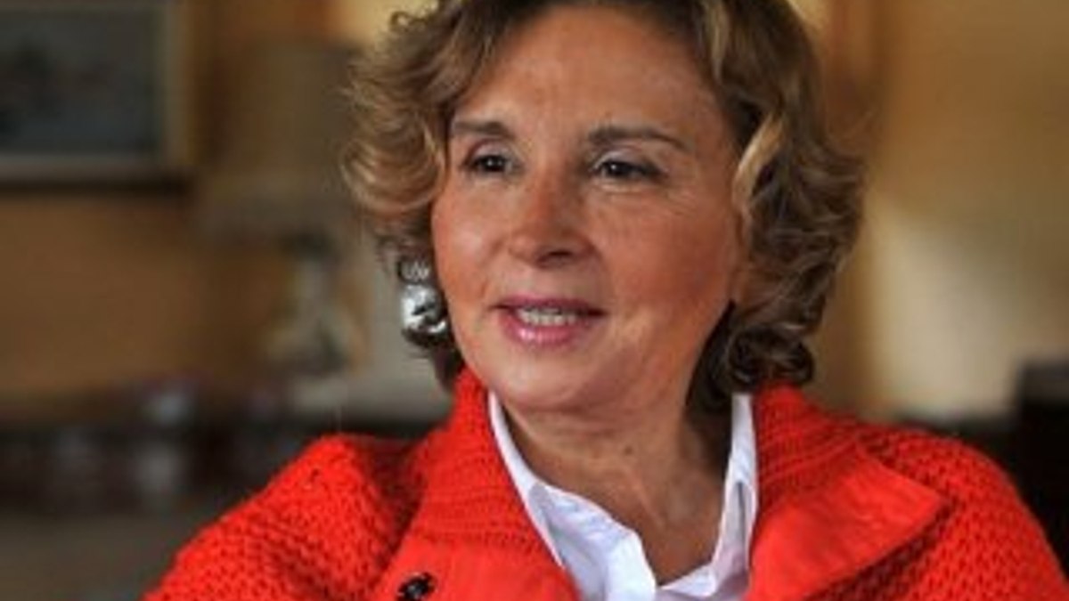 Nazlı Ilıcak HDP-MHP arasında sıkıştı