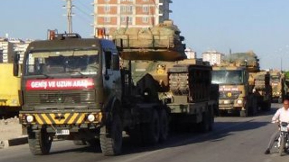 Sınırda tankların namlusu Suriye'ye çevrildi