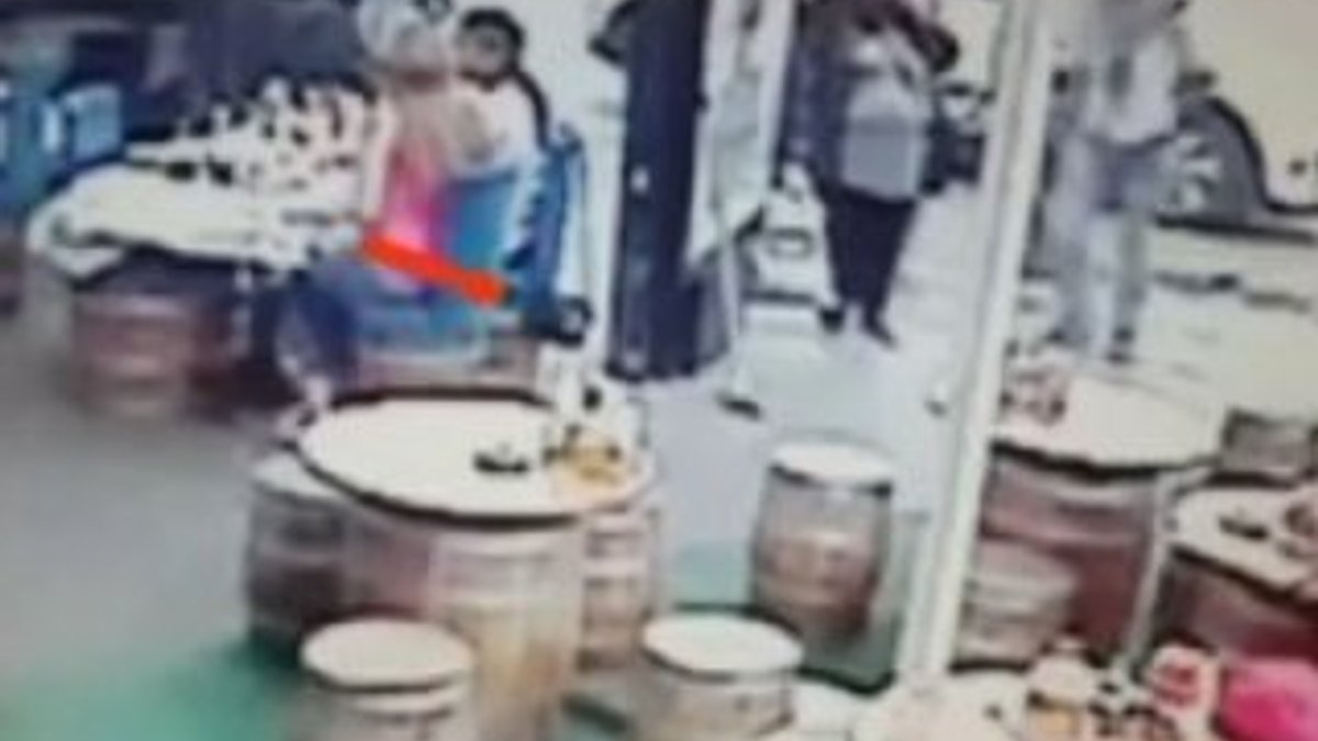 Şişli'de çanta hırsızı polisten kaçamadı