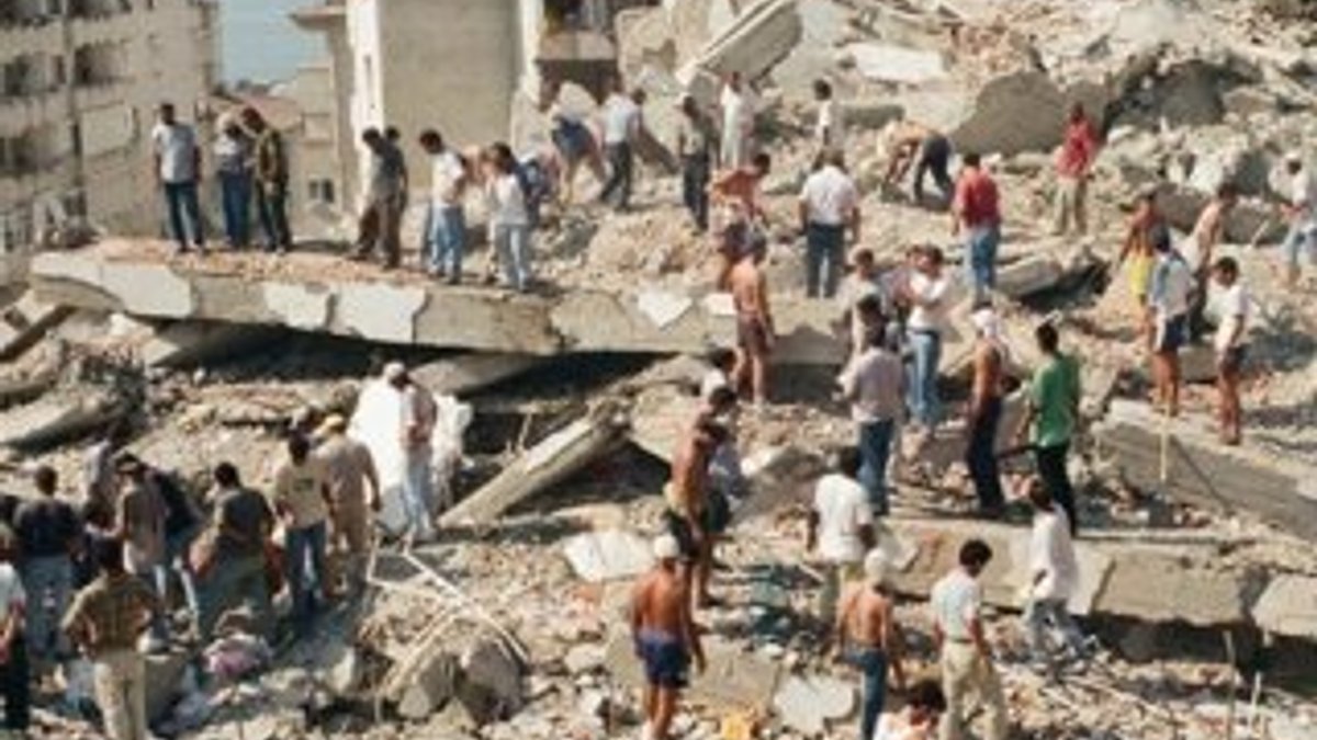 İstanbul depreminde 100 bin kişi ölebilir