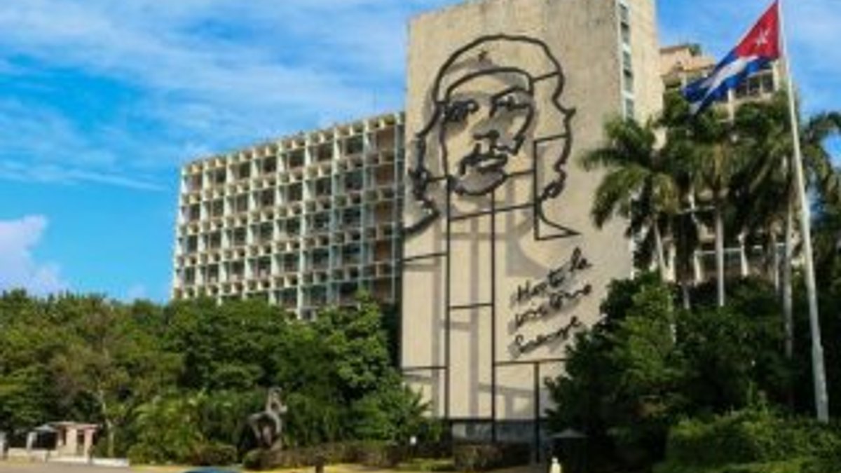 CHP'liler 1 Mayıs'ı Küba'da kutlayacak