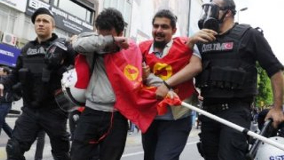 Beşiktaş'ta polis müdahalesi: Gözaltılar var