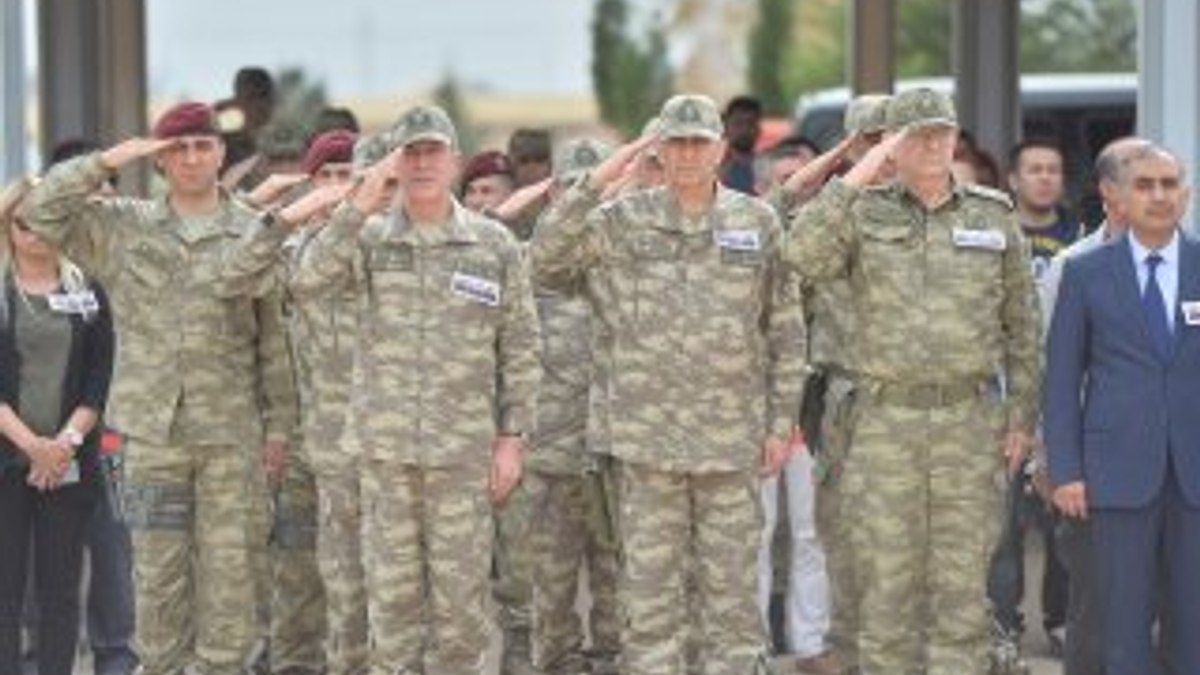 Hulusi Akar şehitler için törene katıldı