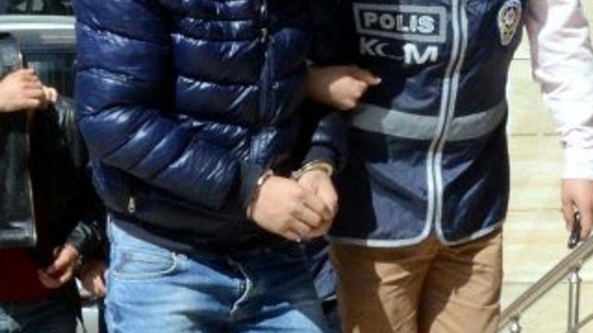 İzmir'de 1 Mayıs operasyonu: 4 gözaltı