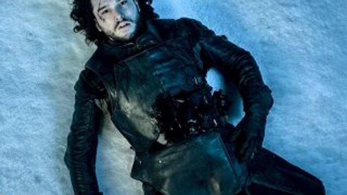 Game Of Thrones'da Jon Snow canlandı