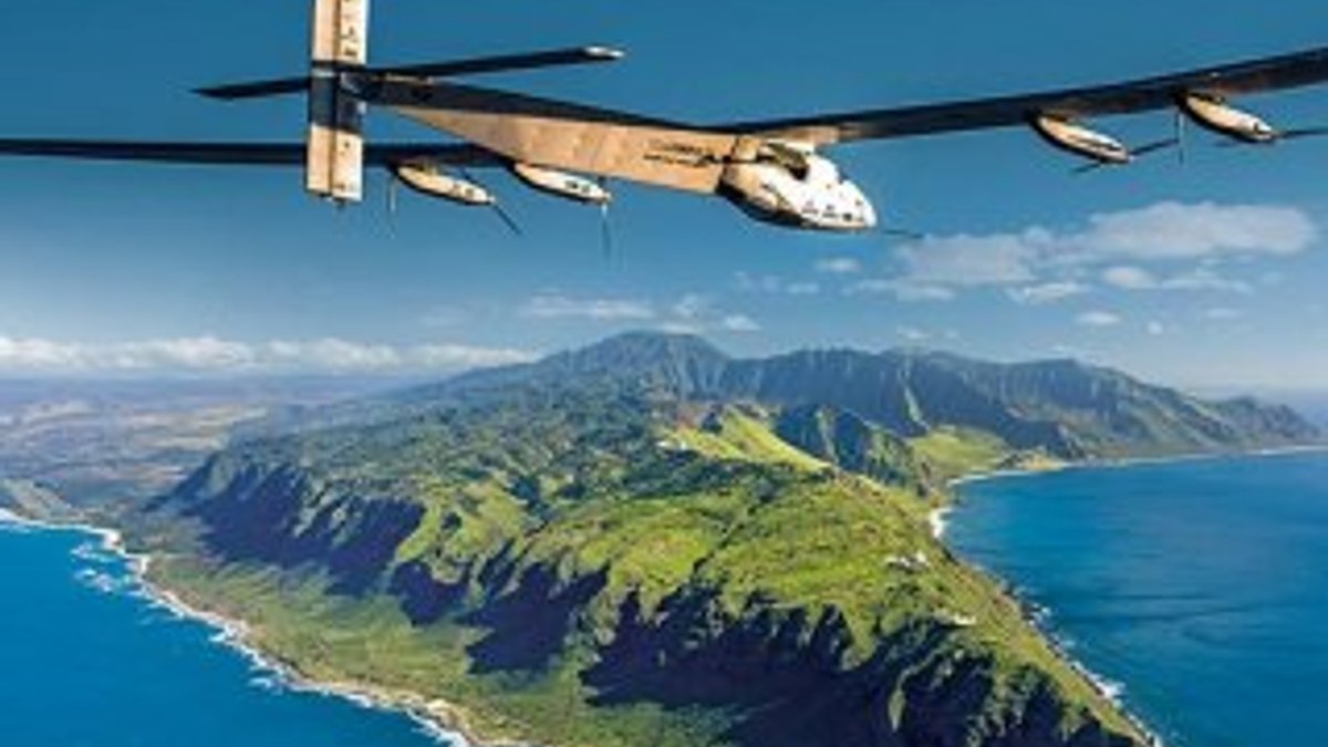 Güneş enerjili uçak dünya turunun 10.etabını bitirdi